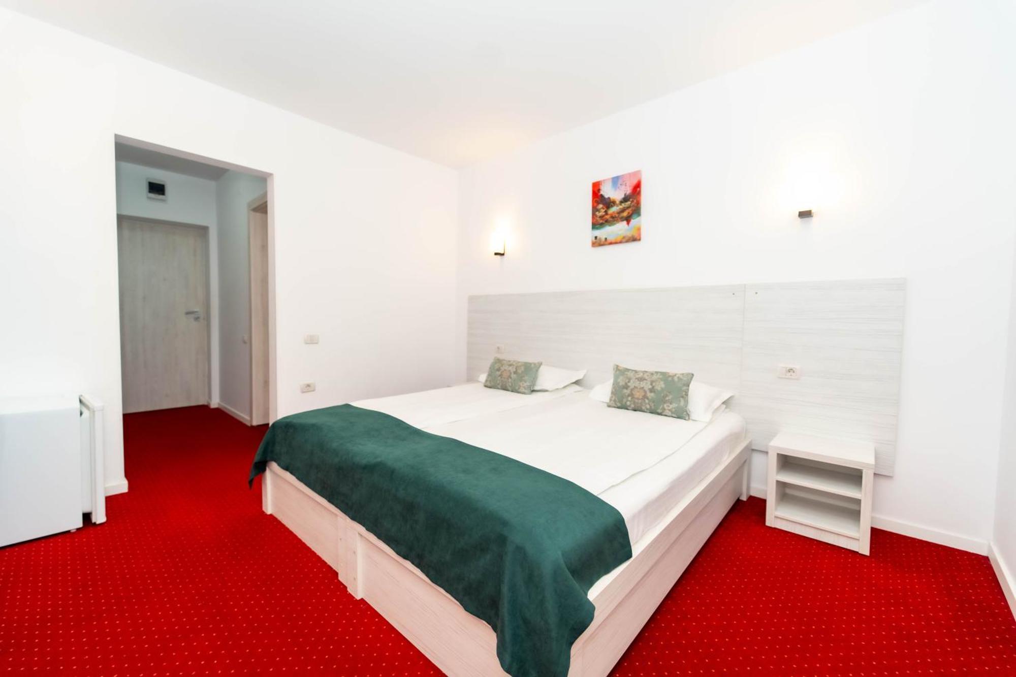 Hotel Cirus Predeal Exteriör bild