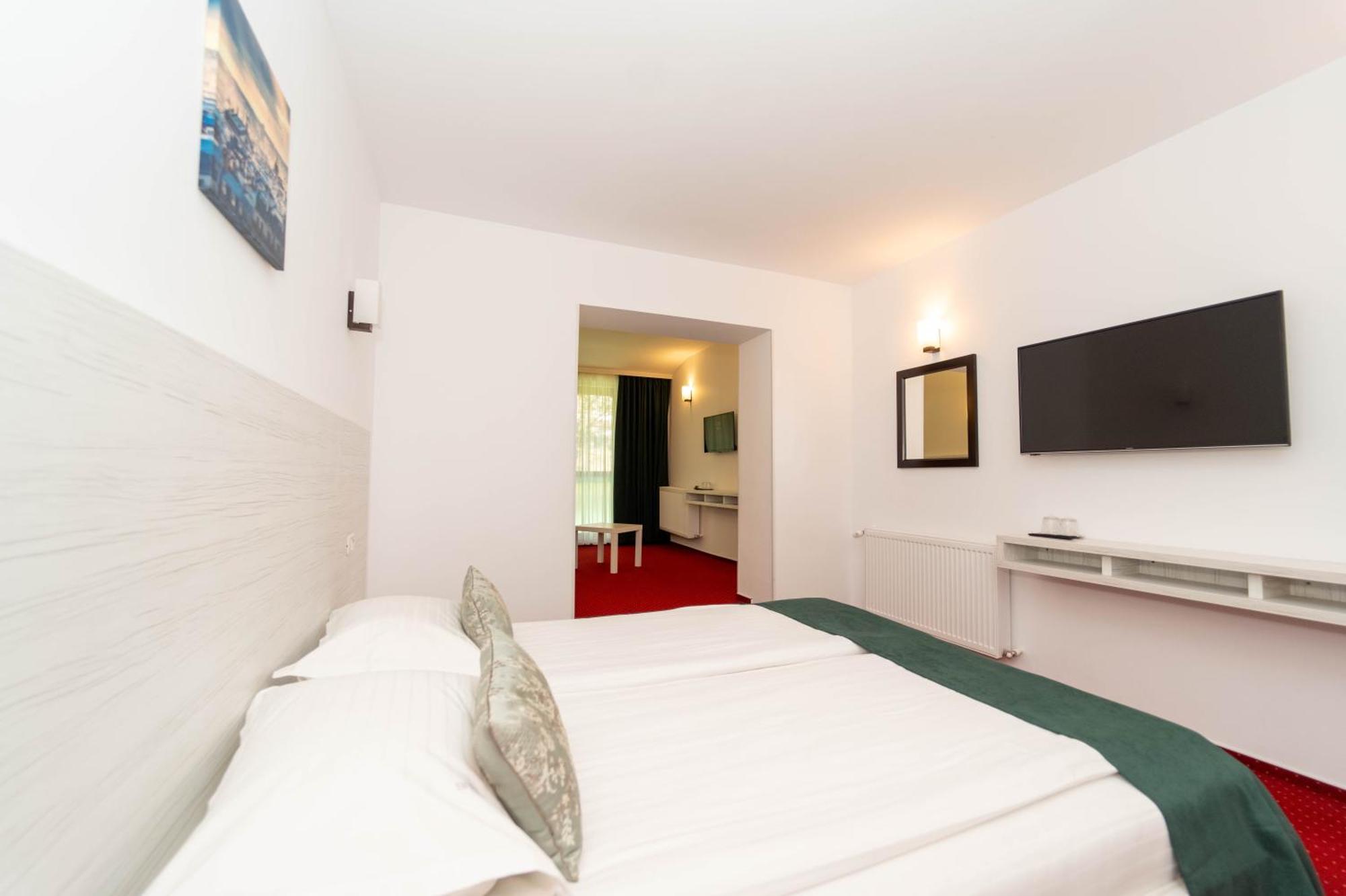 Hotel Cirus Predeal Exteriör bild
