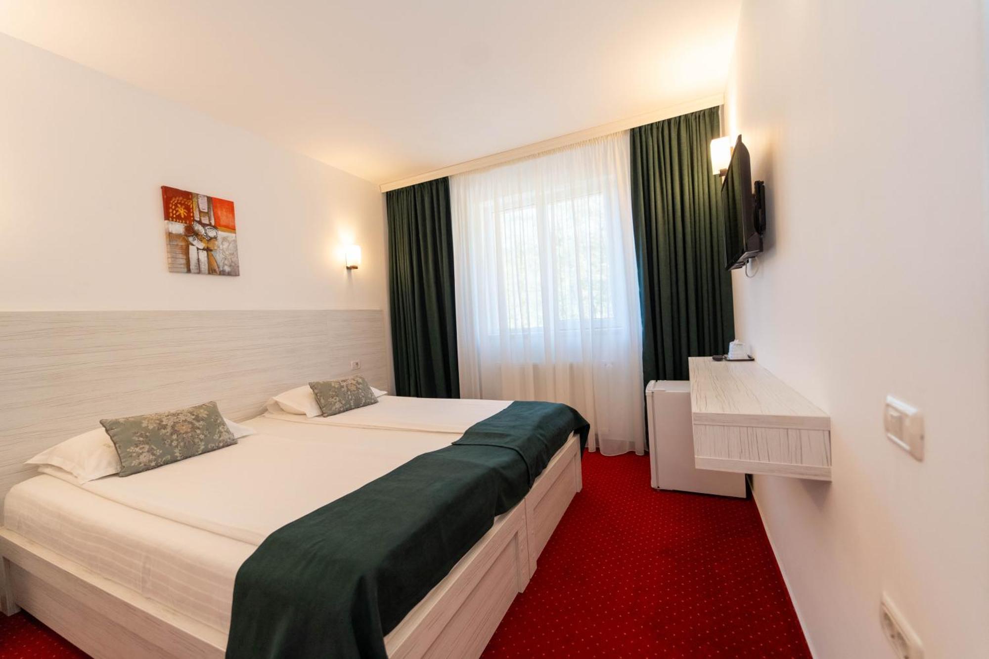 Hotel Cirus Predeal Exteriör bild